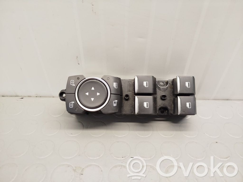 Interruptor del elevalunas eléctrico   H1BT14540DC