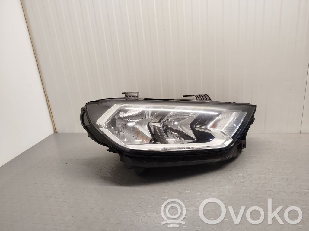 Audi A1 Headlight/headlamp 
