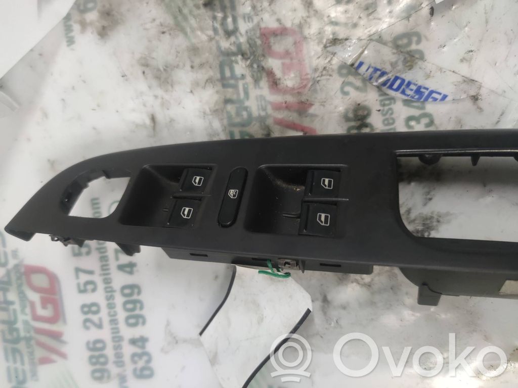 Volkswagen Golf V Przyciski szyb 