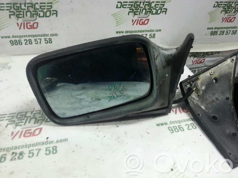 BMW 3 E30 Šoninė kėbulo dalis 