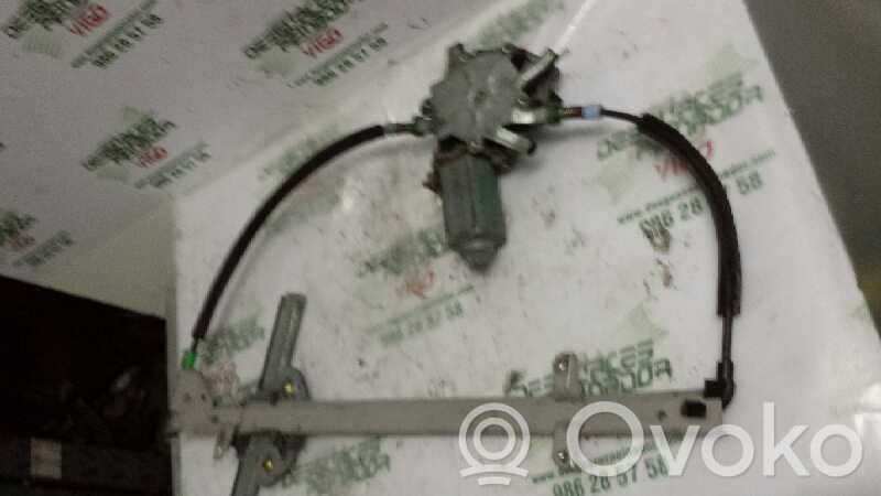 Ford Escort Front door window glass four-door 