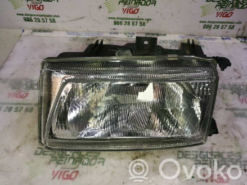 Seat Cordoba (6K) Lampa przednia 