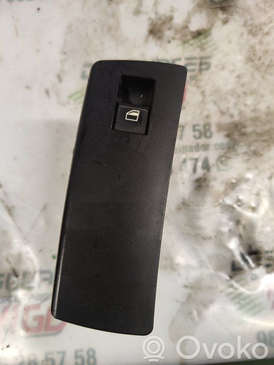 Interruptor del elevalunas eléctrico   6925697,309205