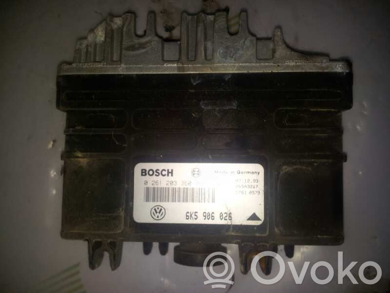 Volkswagen Polo Sterownik / Moduł ECU 