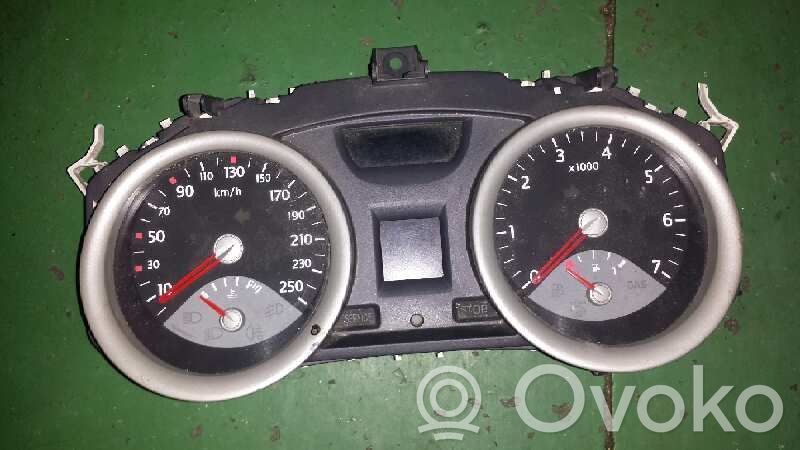 Renault Megane II Otros del panel de instrumentos 