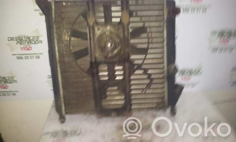 Renault Clio I Dzesēšanas šķidruma radiators 