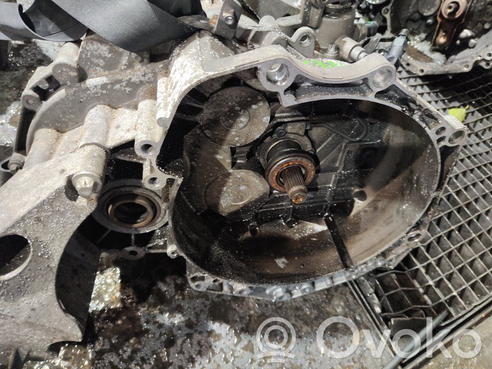 Opel Vectra C Cutie viteze manuală cu 5 trepte 
