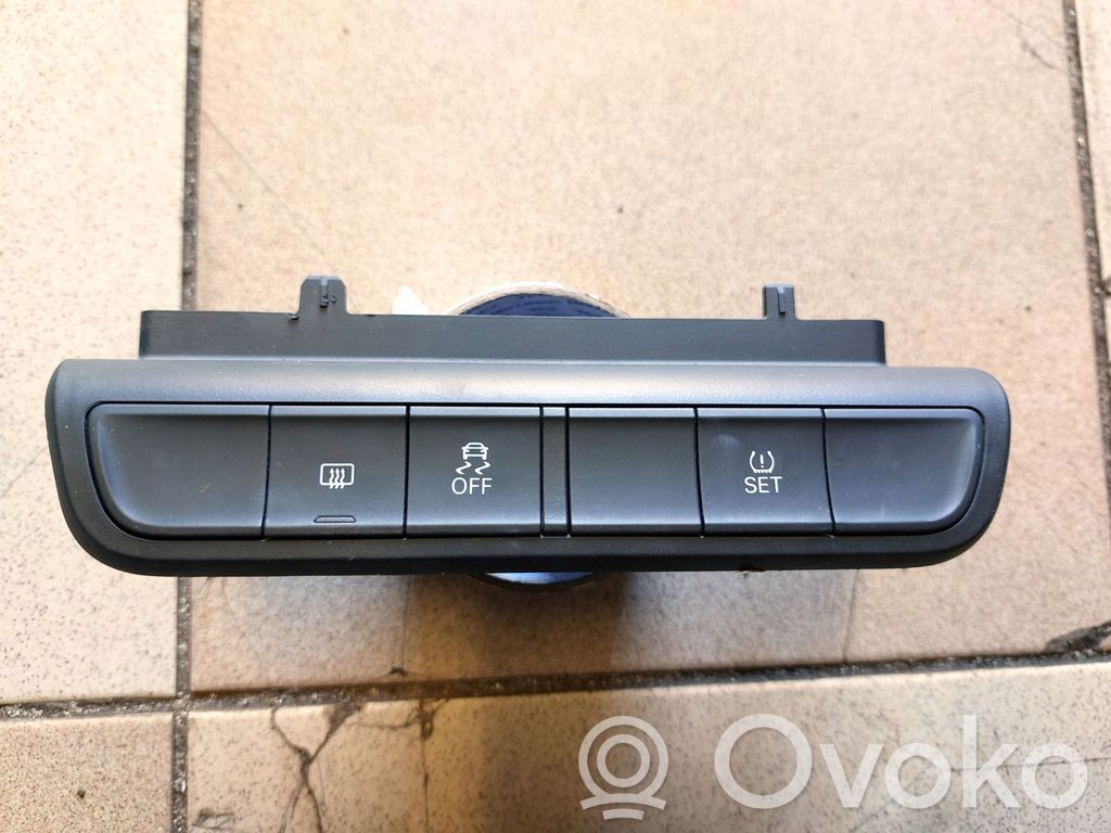 Tailgate/trunk/boot open switch   AUDIA18X,20122017