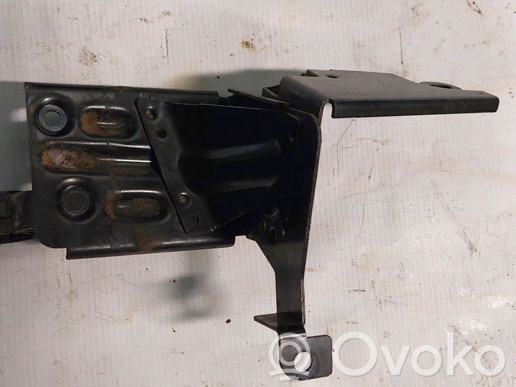 Audi A1 ABS pump bracket 
