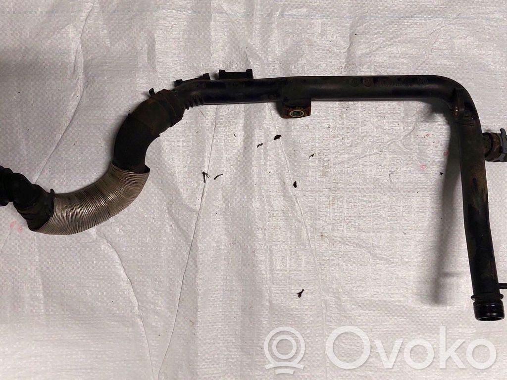Audi A1 Engine coolant pipe/hose 
