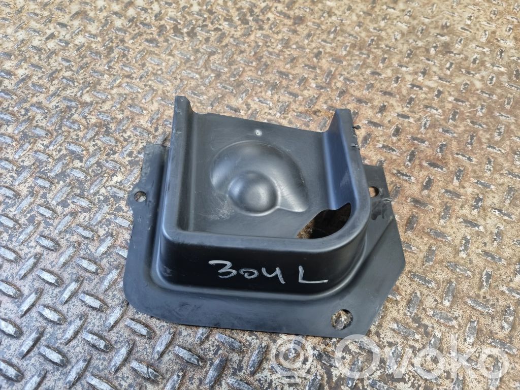 Other engine bay part   149408300A