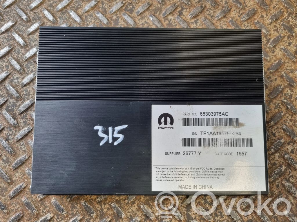 Dodge Challenger Sound amplifier 