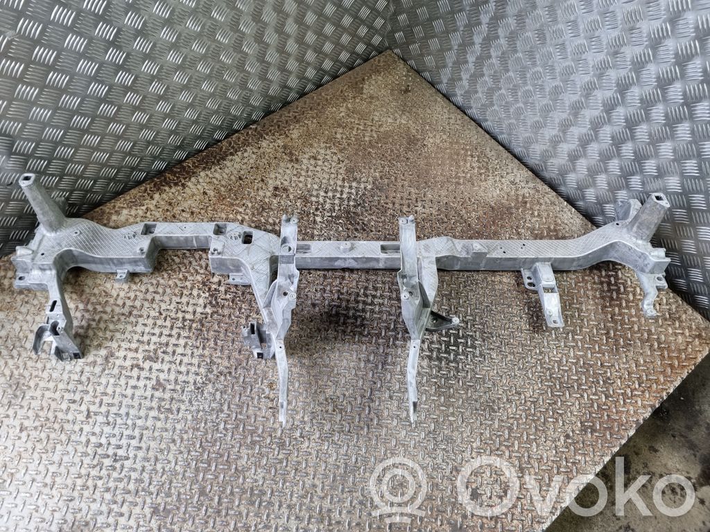 Volvo XC60 Priekšējā paneļa montāžas sija 