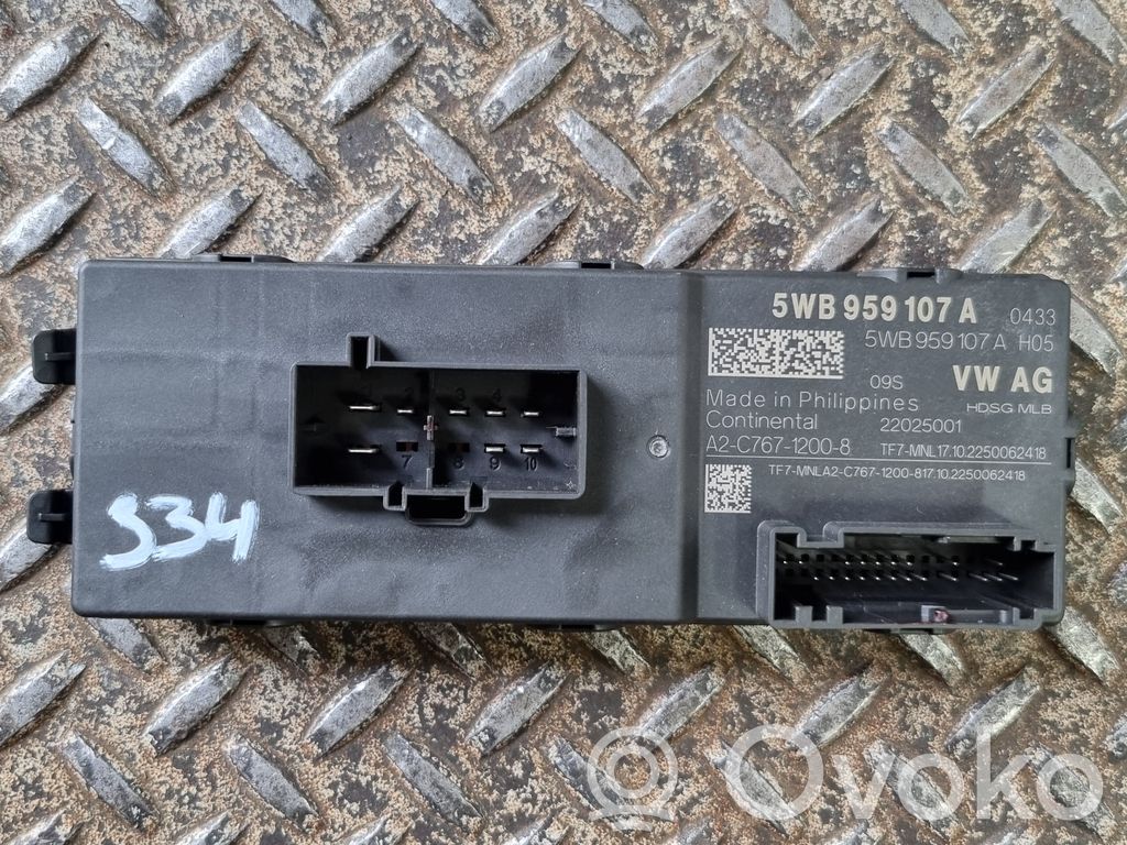 Audi Q3 F3 Other control units/modules 