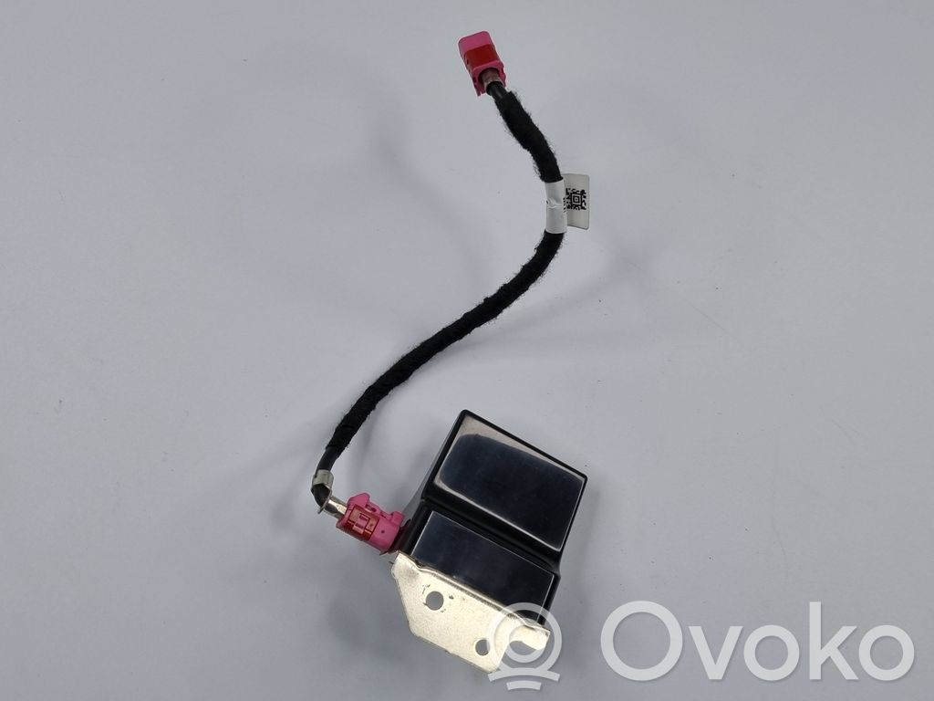 Dodge Charger Aerial GPS antenna 