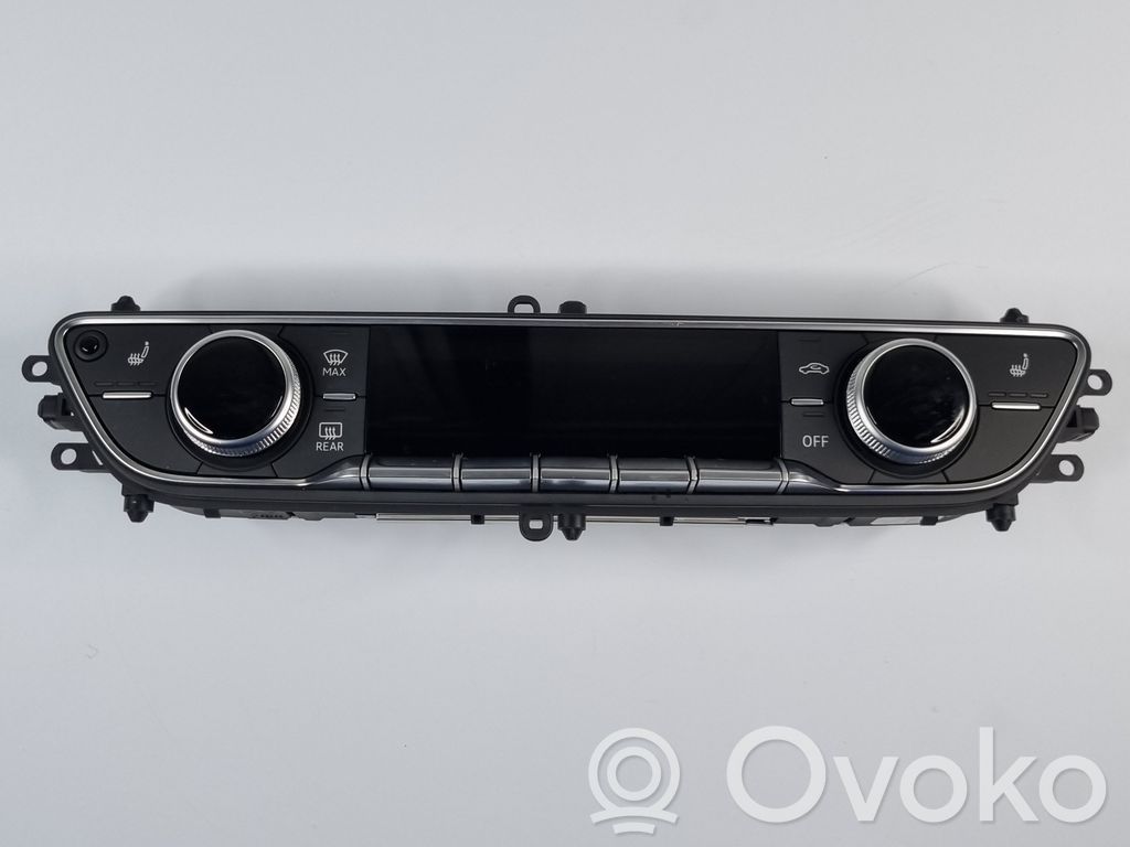 Audi A4 S4 B9 8W Climate control unit 