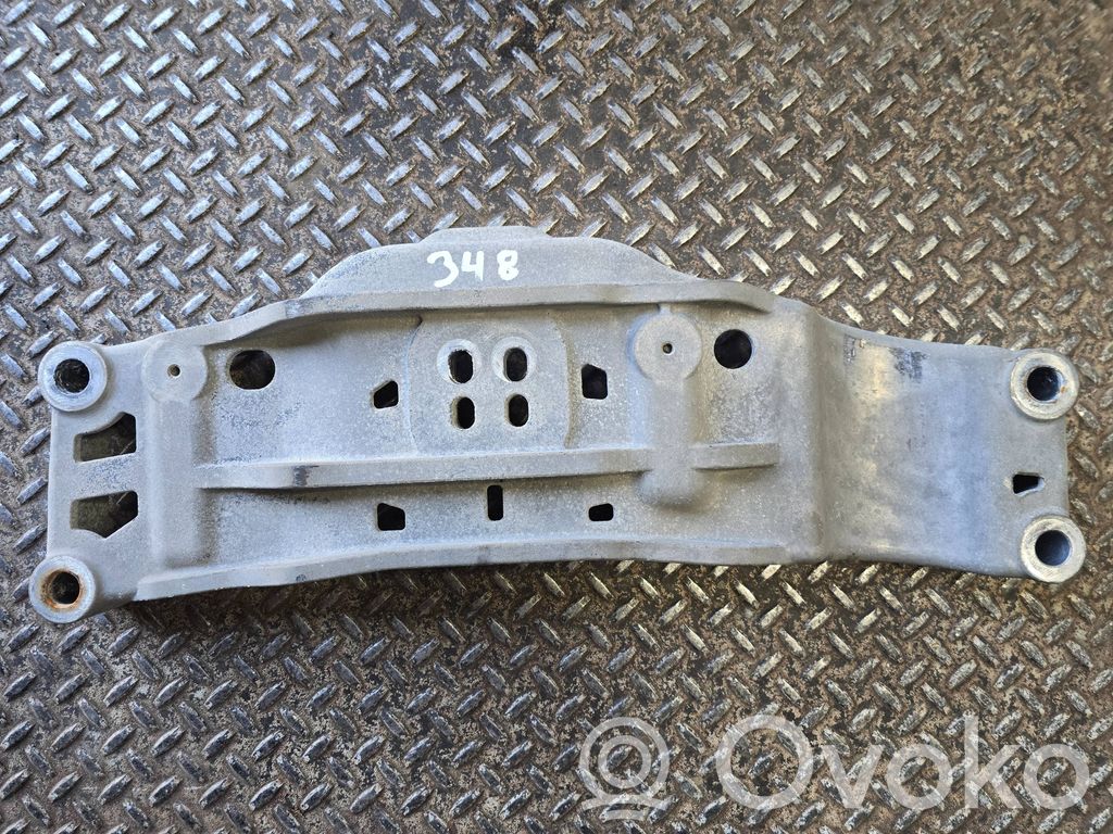 Dodge Challenger Gearbox mounting bracket 