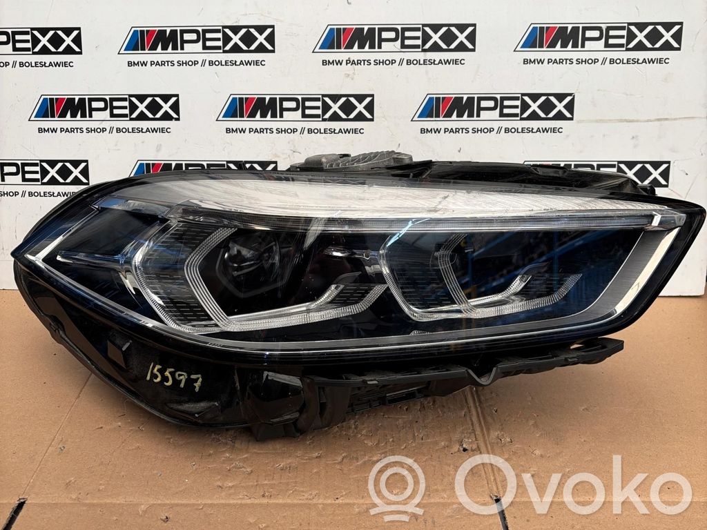 BMW 1 F40 Phare frontale 