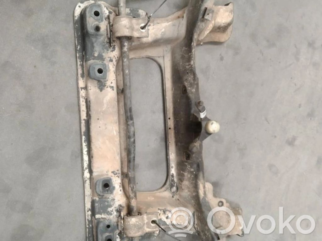 Front subframe   PUENTEDELANTERO