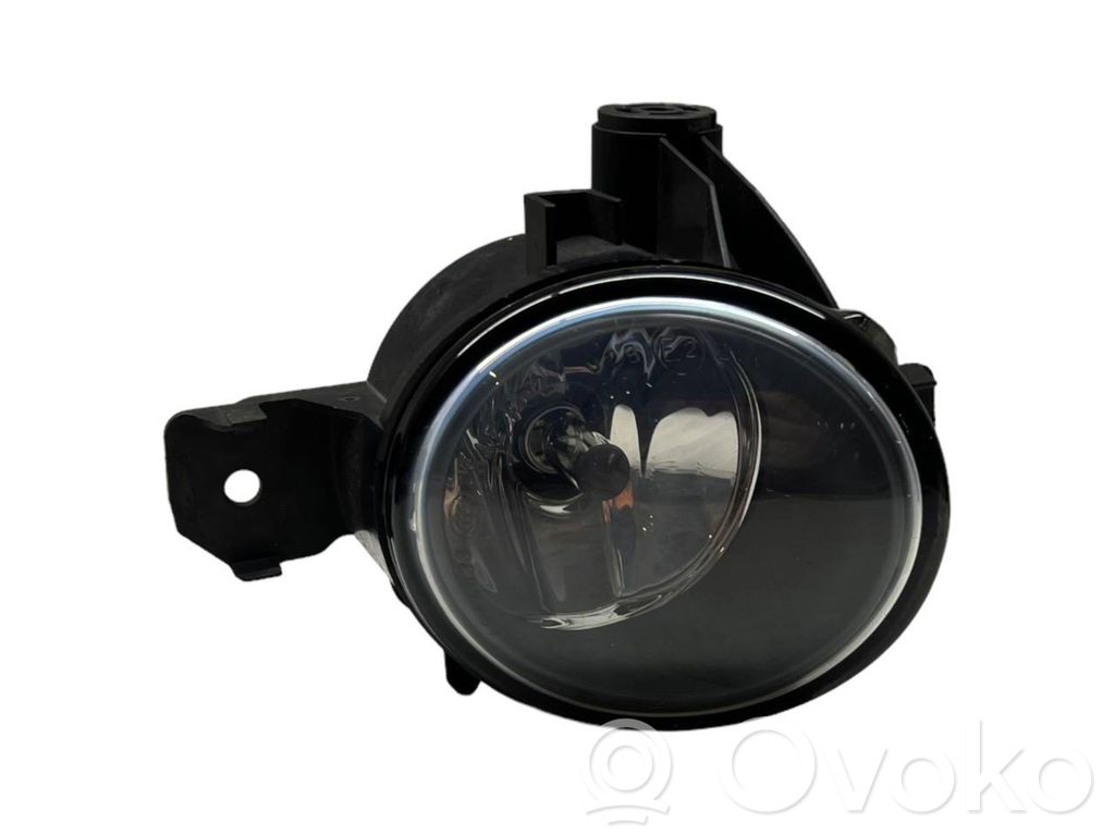 Miglas lukturis priekšā   6924656,89203663,13101610,63176924656,89210518