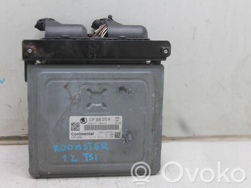 Engine control unit/module ECU   03F906070R,5WP44634,03F906070N