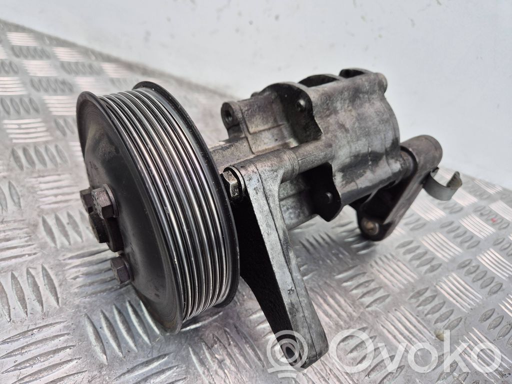 BMW X5 E70 Power steering pump 