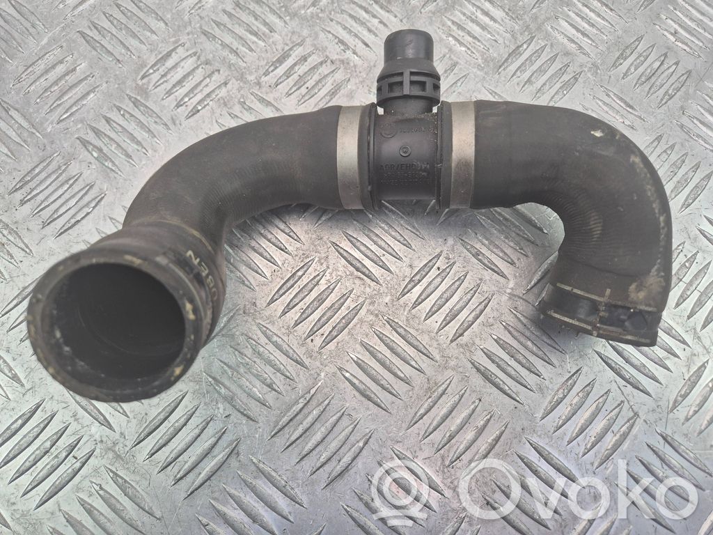Engine coolant pipe/hose   7590702