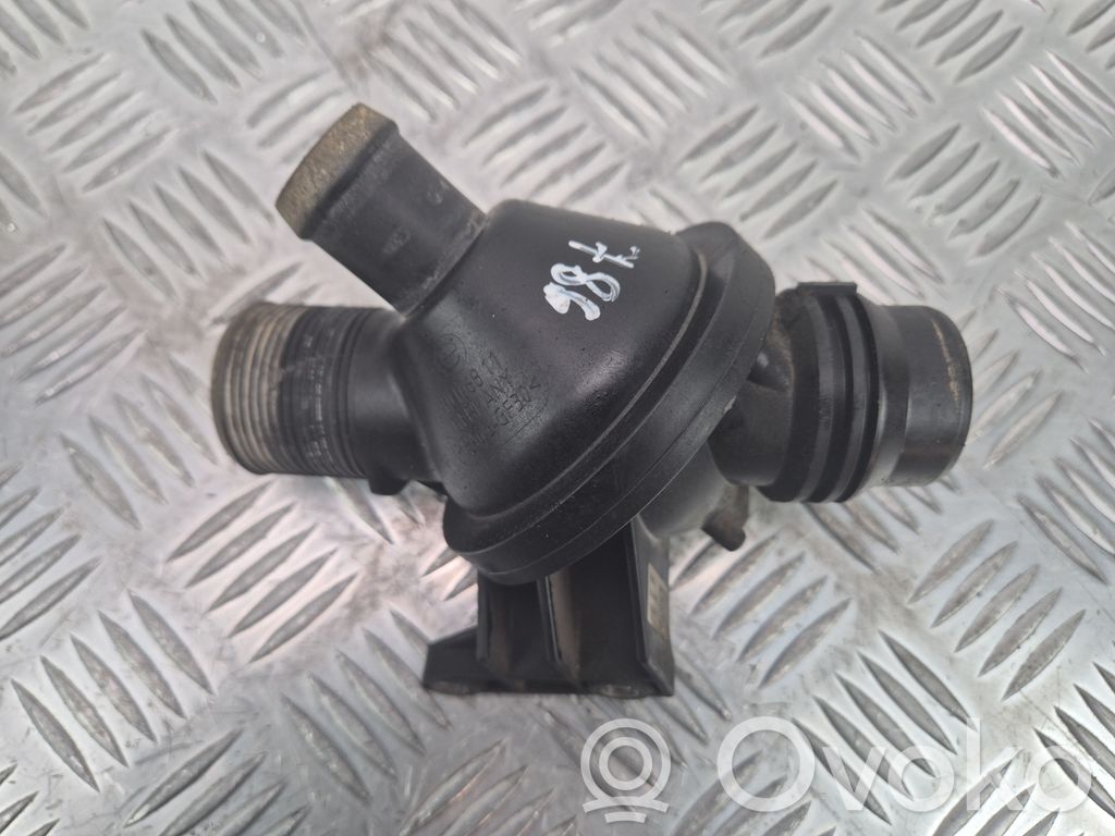 BMW X3 F25 Termostatas 