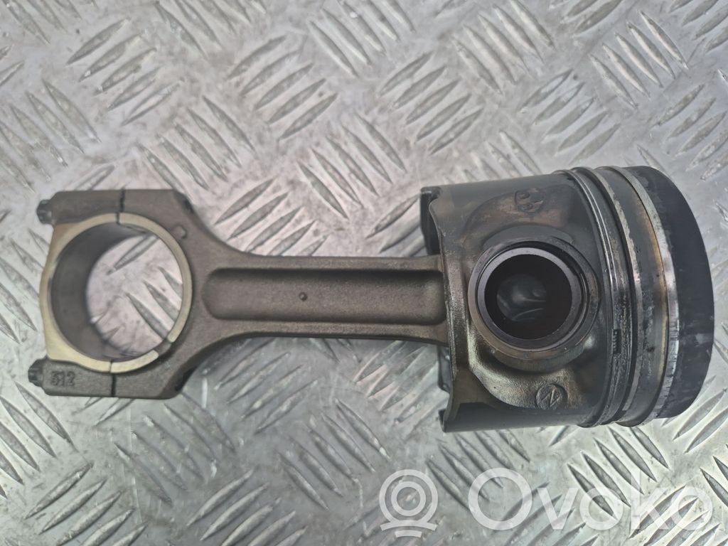 BMW X5 E70 Pistón con biela 