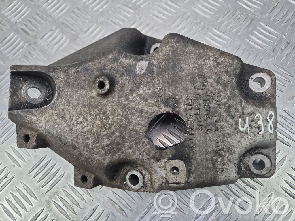 BMW X3 E83 Engine mounting bracket 
