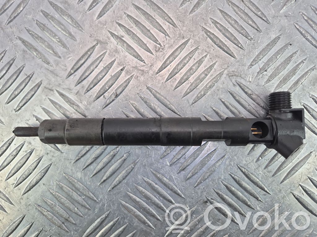 Mercedes-Benz C W204 Inyector de combustible 