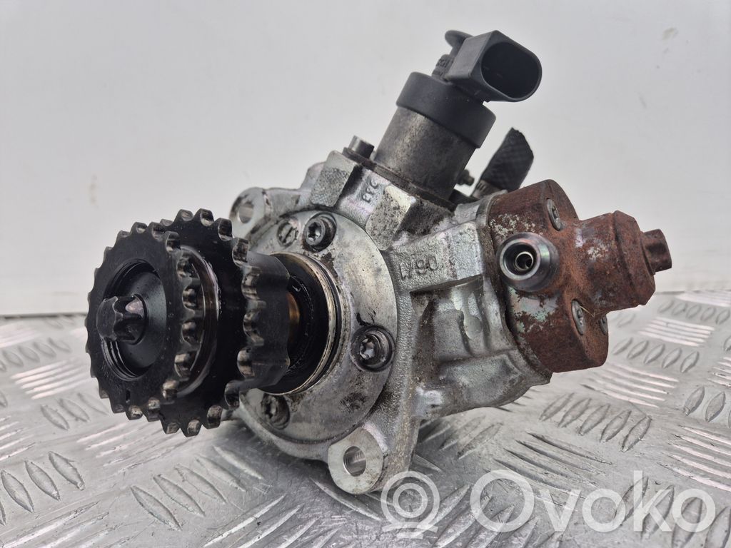 BMW 3 F30 F35 F31 Degvielas sūknis 