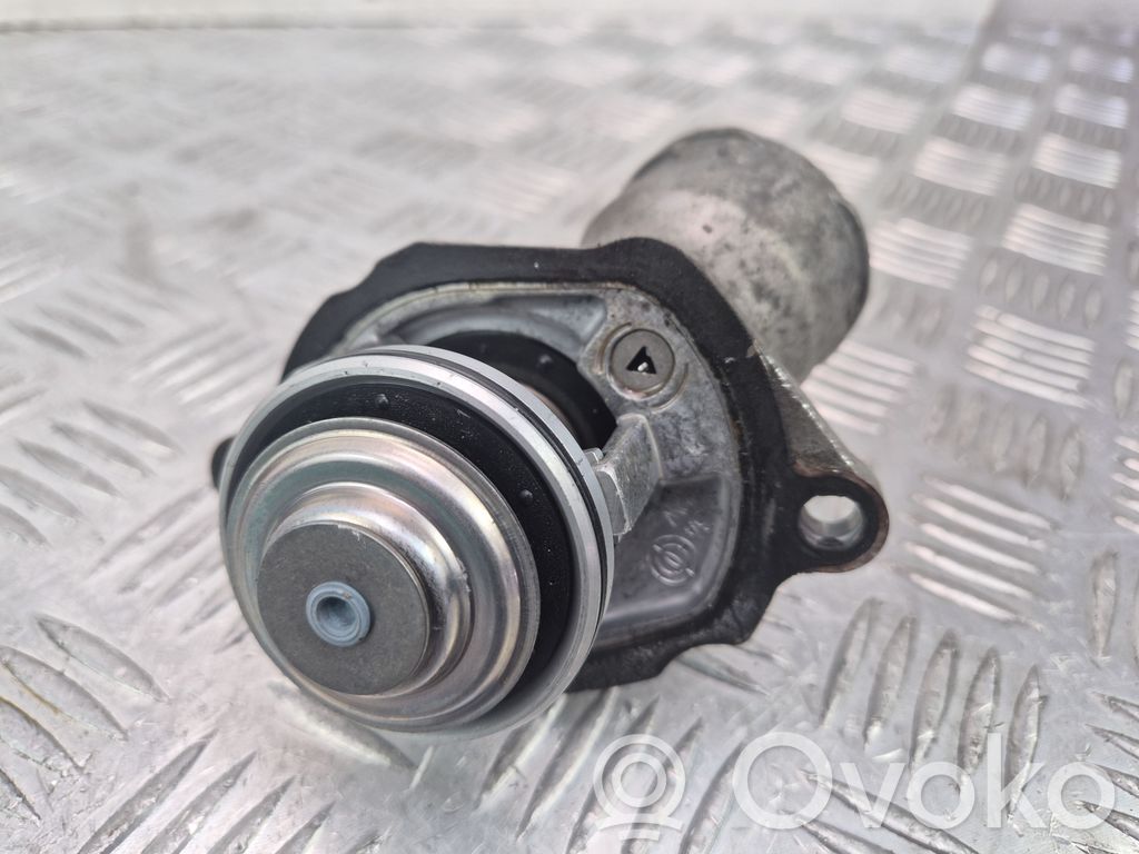Mercedes-Benz E W212 Termostat 