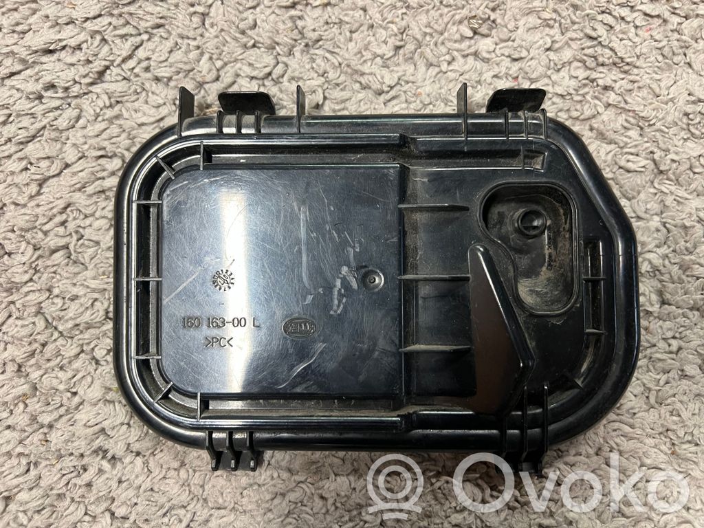 Audi A6 S6 C6 4F Deckel Abdeckung Scheinwerfer 