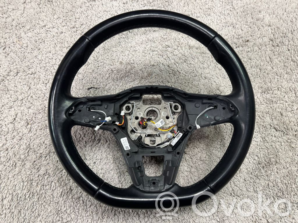 Volkswagen Golf VIII Ohjauspyörä 