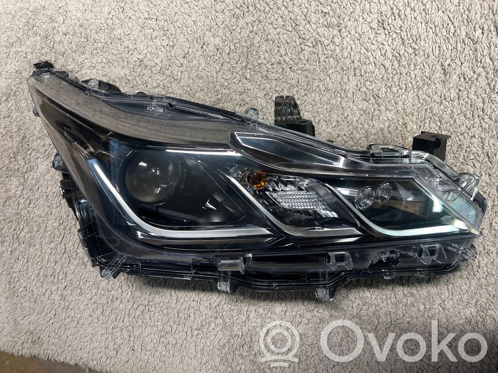 Toyota Corolla E210 E21 Priekšējais lukturis 
