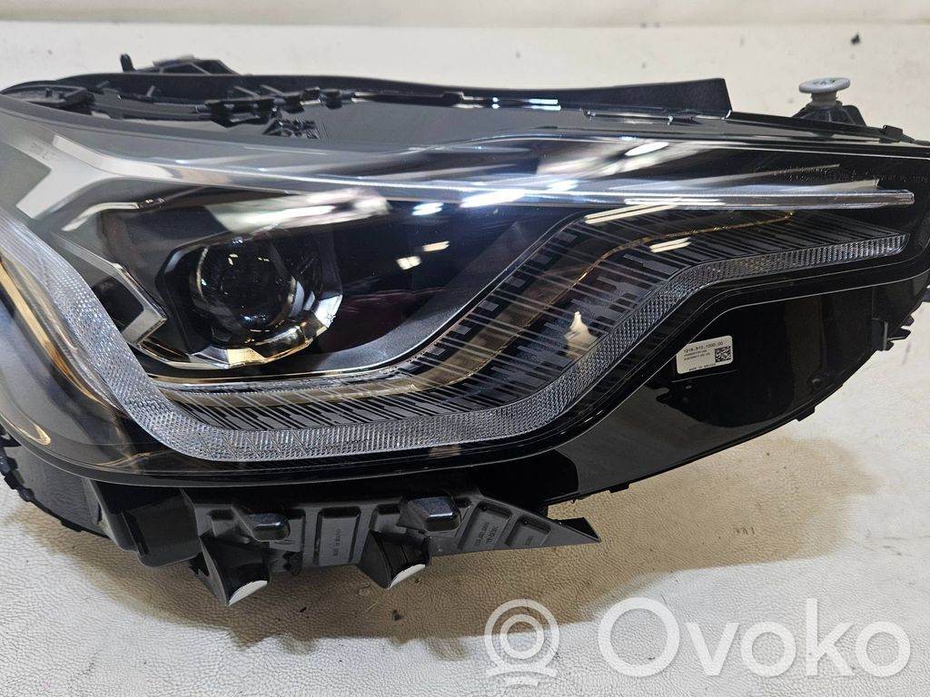 BMW 2 G42 Scheinwerfer 