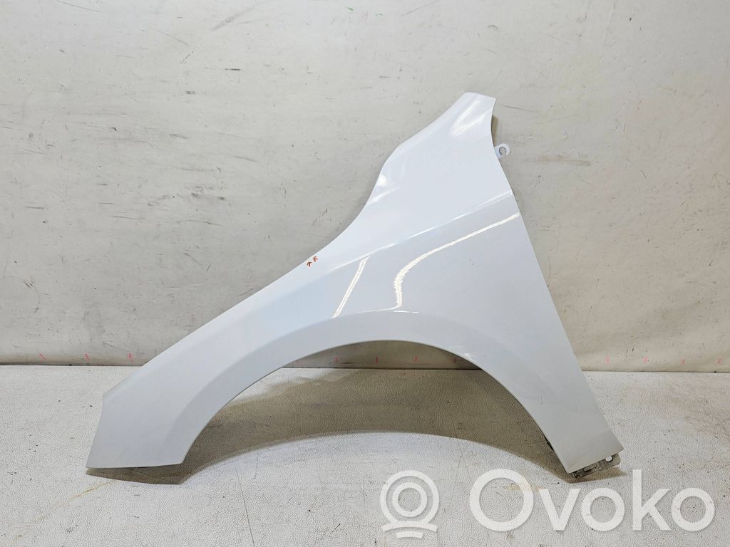 Volvo V60 Sparnas 