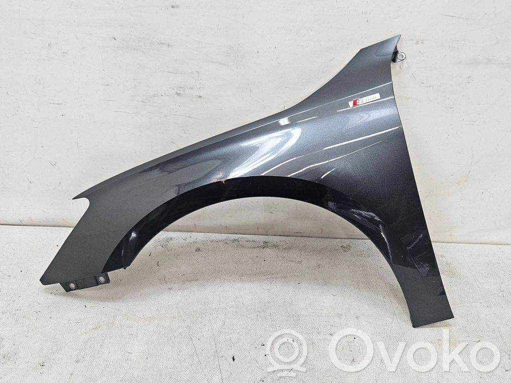 Audi A3 8Y Sparnas 