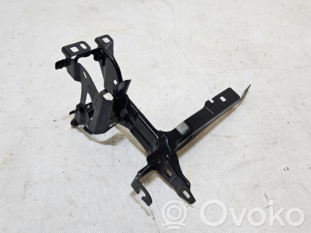 BMW 4 G22 G23 G24 G26 Staffa faro/fanale 