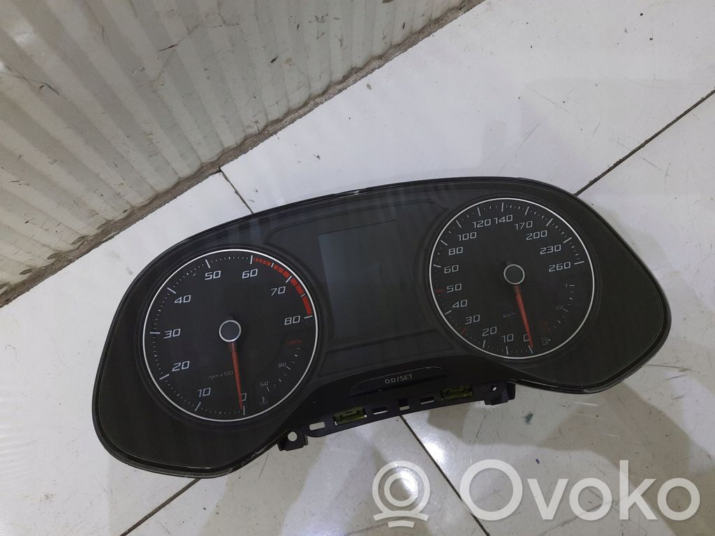 Seat Leon (5F) Speedometer (instrument cluster) 