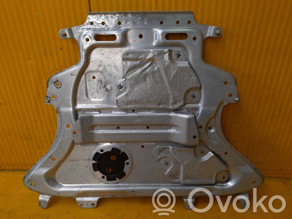 BMW 5 G30 G31 G38 Osłona dolna silnika 