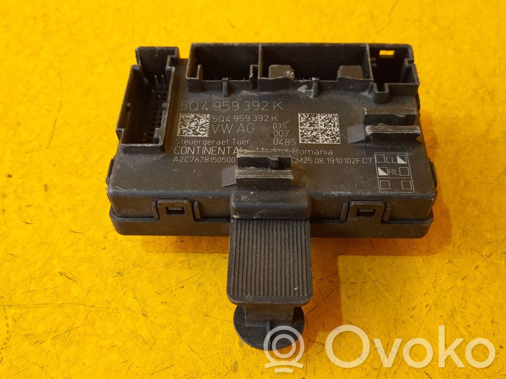 Skoda Octavia Mk3 (5E) Door control unit/module 