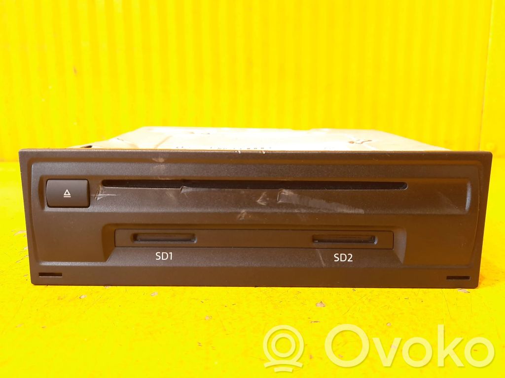 Panel / Radioodtwarzacz CD/DVD/GPS   81A035188E,81A035188E,81A035188E