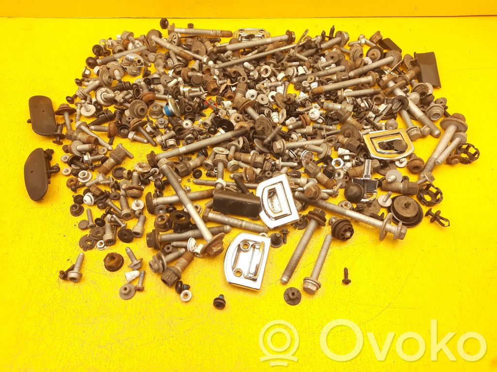 Nuts/bolts