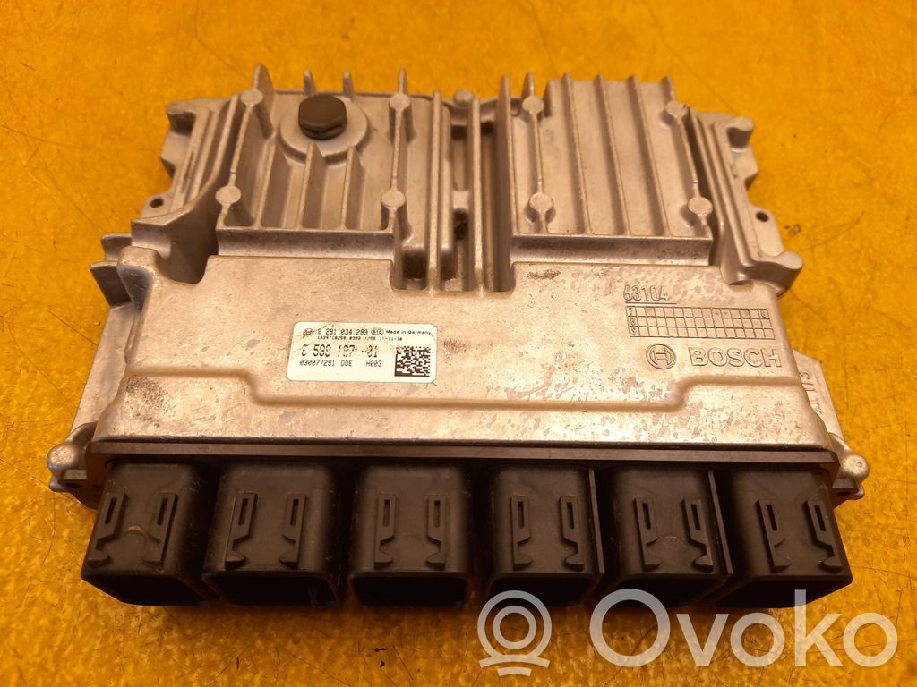 BMW 5 G30 G31 G38 Engine control unit/module 