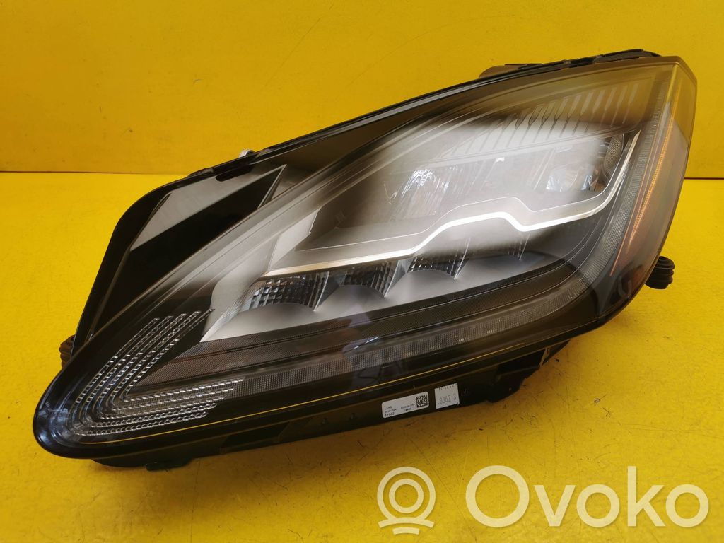 Headlight/headlamp   M9C313W030CD,0022699104