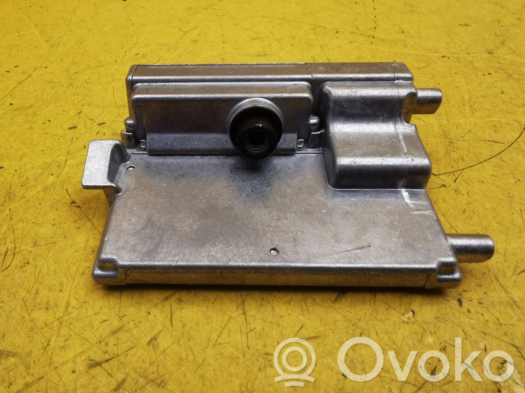 Skoda Octavia Mk4 Windshield/windscreen camera 