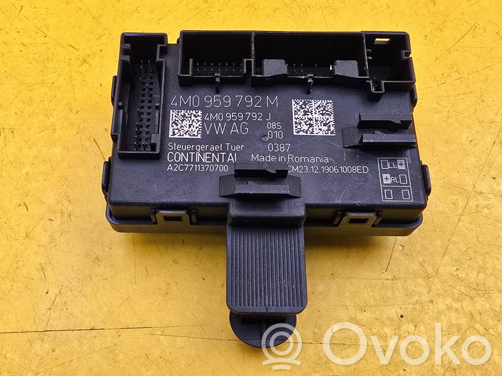 Audi e-tron Door control unit/module 
