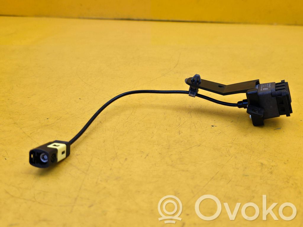 Windshield/windscreen camera   8892275270